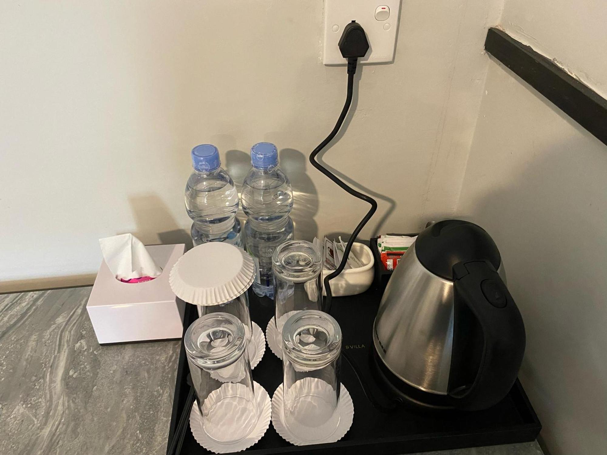 Onyx Hotel & Villa Tanjunguban 外观 照片