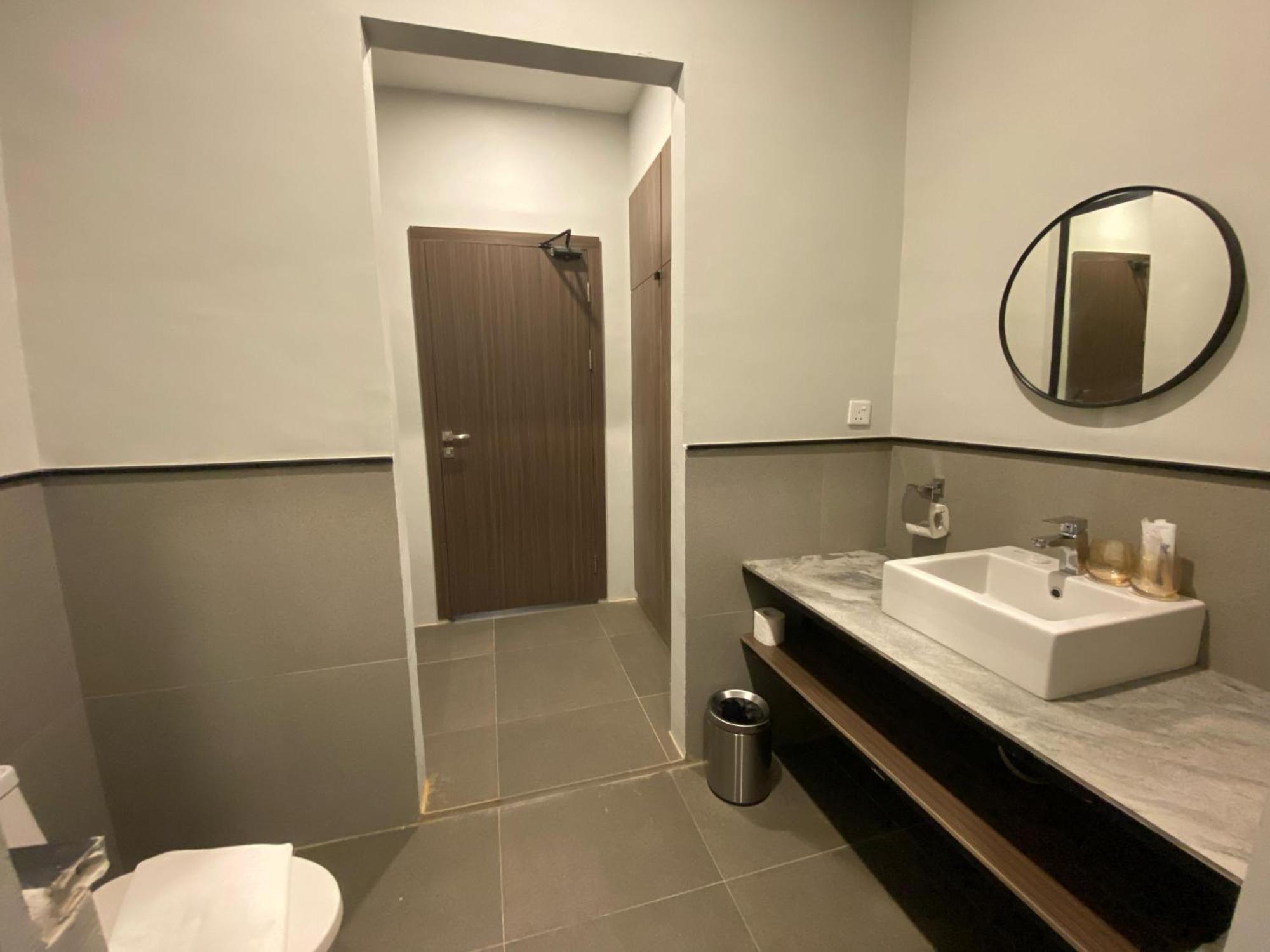 Onyx Hotel & Villa Tanjunguban 外观 照片