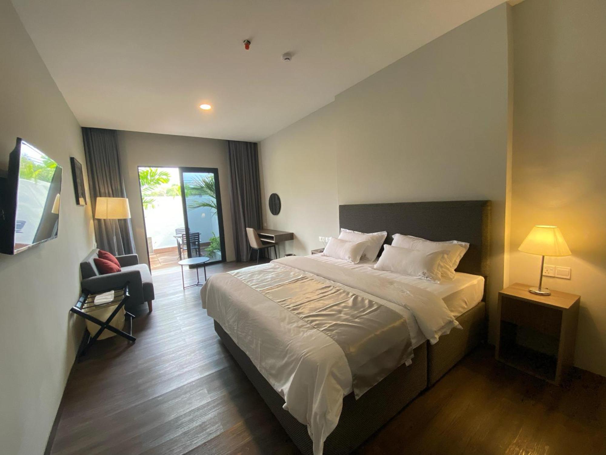 Onyx Hotel & Villa Tanjunguban 外观 照片
