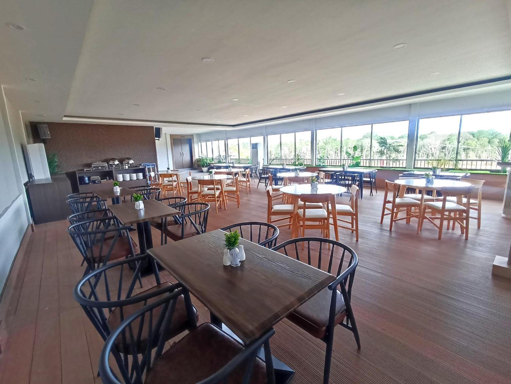 Onyx Hotel & Villa Tanjunguban 外观 照片