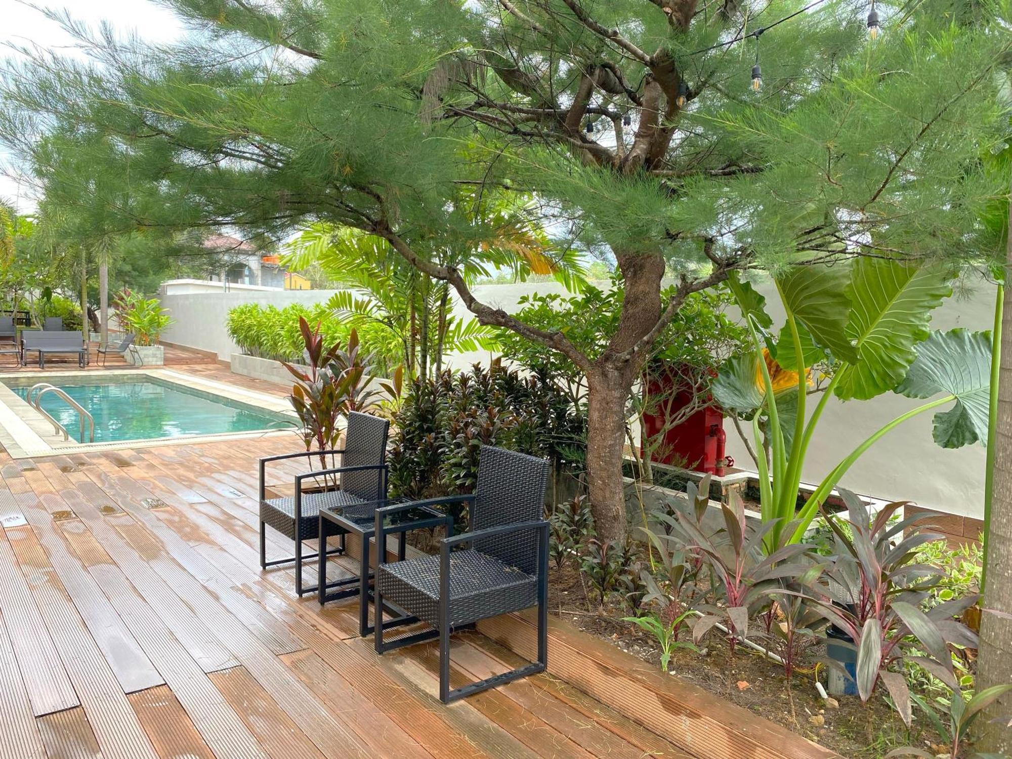 Onyx Hotel & Villa Tanjunguban 外观 照片