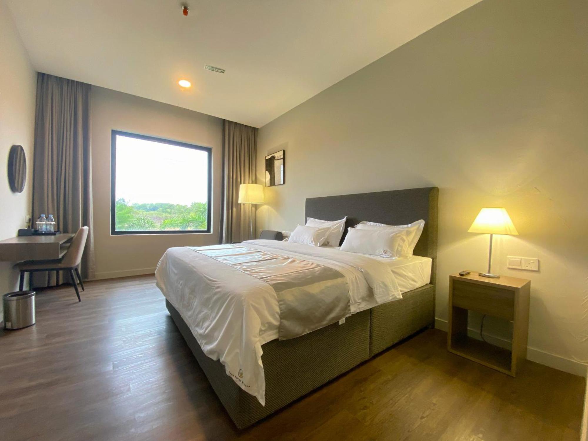 Onyx Hotel & Villa Tanjunguban 外观 照片