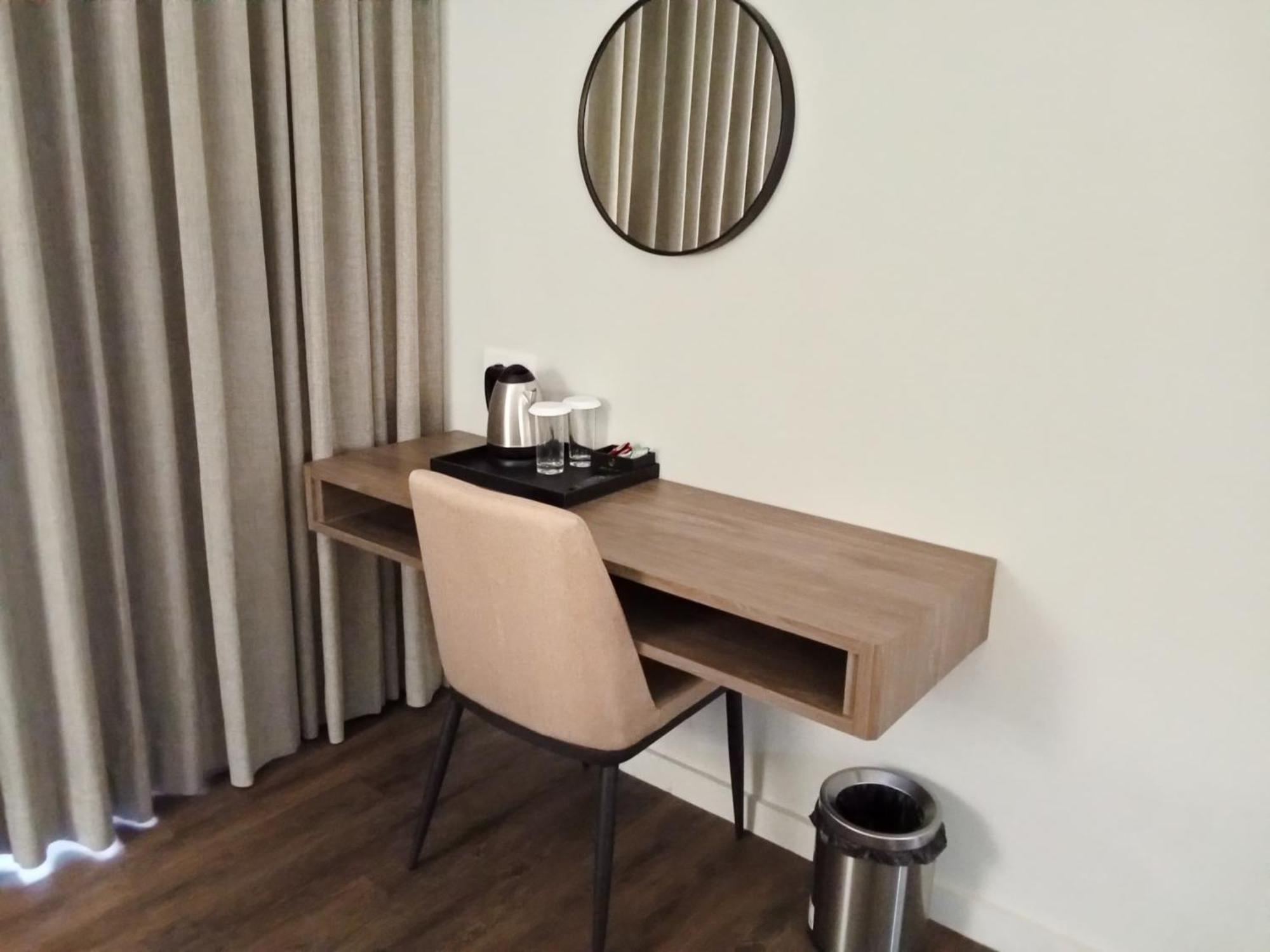 Onyx Hotel & Villa Tanjunguban 外观 照片